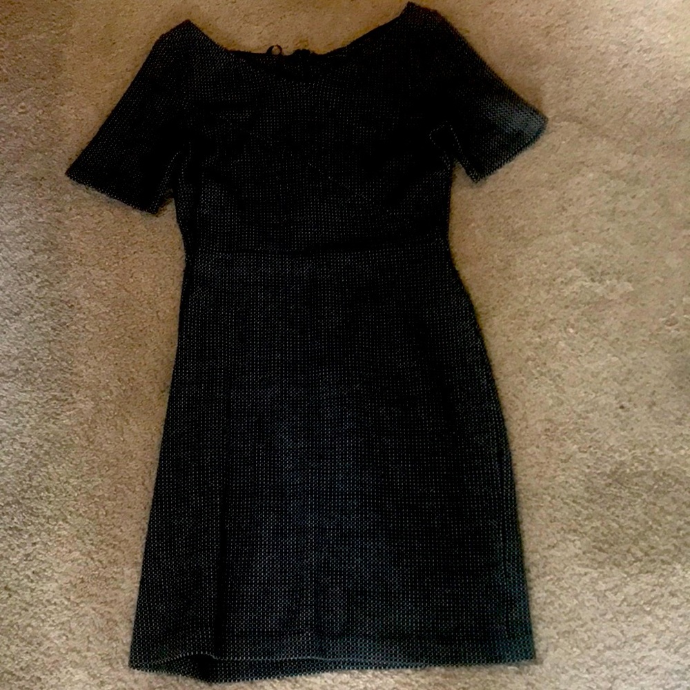Beautiful black and white work dress!!